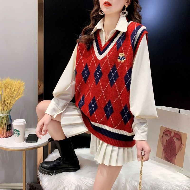 Красные вязаные жилеты для жен – обзор и цена Winter Clothing Aesthetic